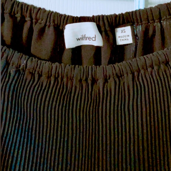 Aritzia - Picture 4 of 4